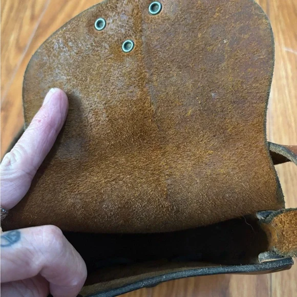 VINTAGE LEATHER MINI SHOULDER BAG - Picture 6 of 7